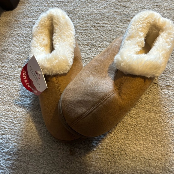 EverFoams Slippers with Cream Fur - Picture 6 of 7